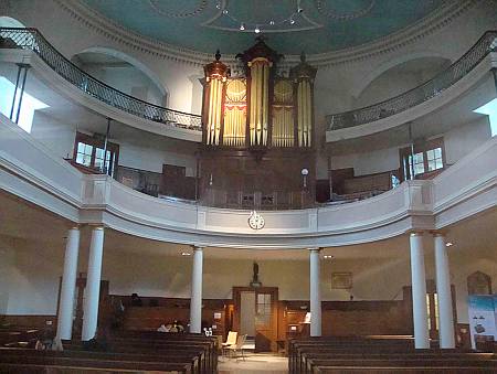 Clerkenwell St James - The West Gallery